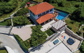 Villa Ucovic